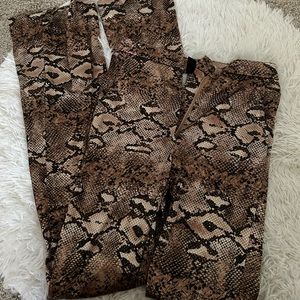 Print pants